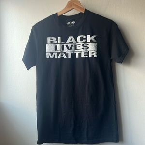 Women’s Sparkling Black Lives Matter Tee Size Small
